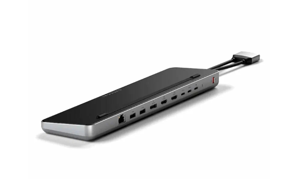 Подставка док-станция Satechi Docking Station with NVMe SSD Enclosure черно-серебристый